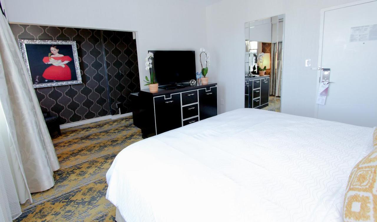 Standard King Room Accessible,928285756:JPEG